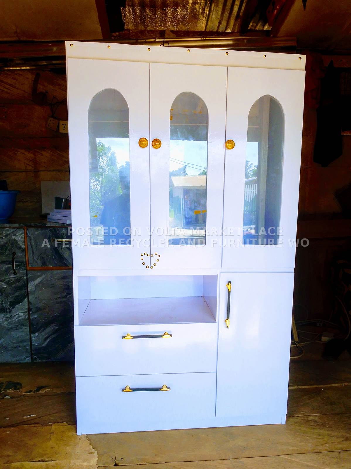 A female Recycler and furniture worker who changed waste into a sustainable products and also deals with furniture (both new and repair).